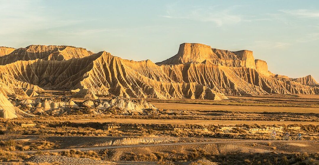 ÁREA DE PERNOCTA DE FALCES